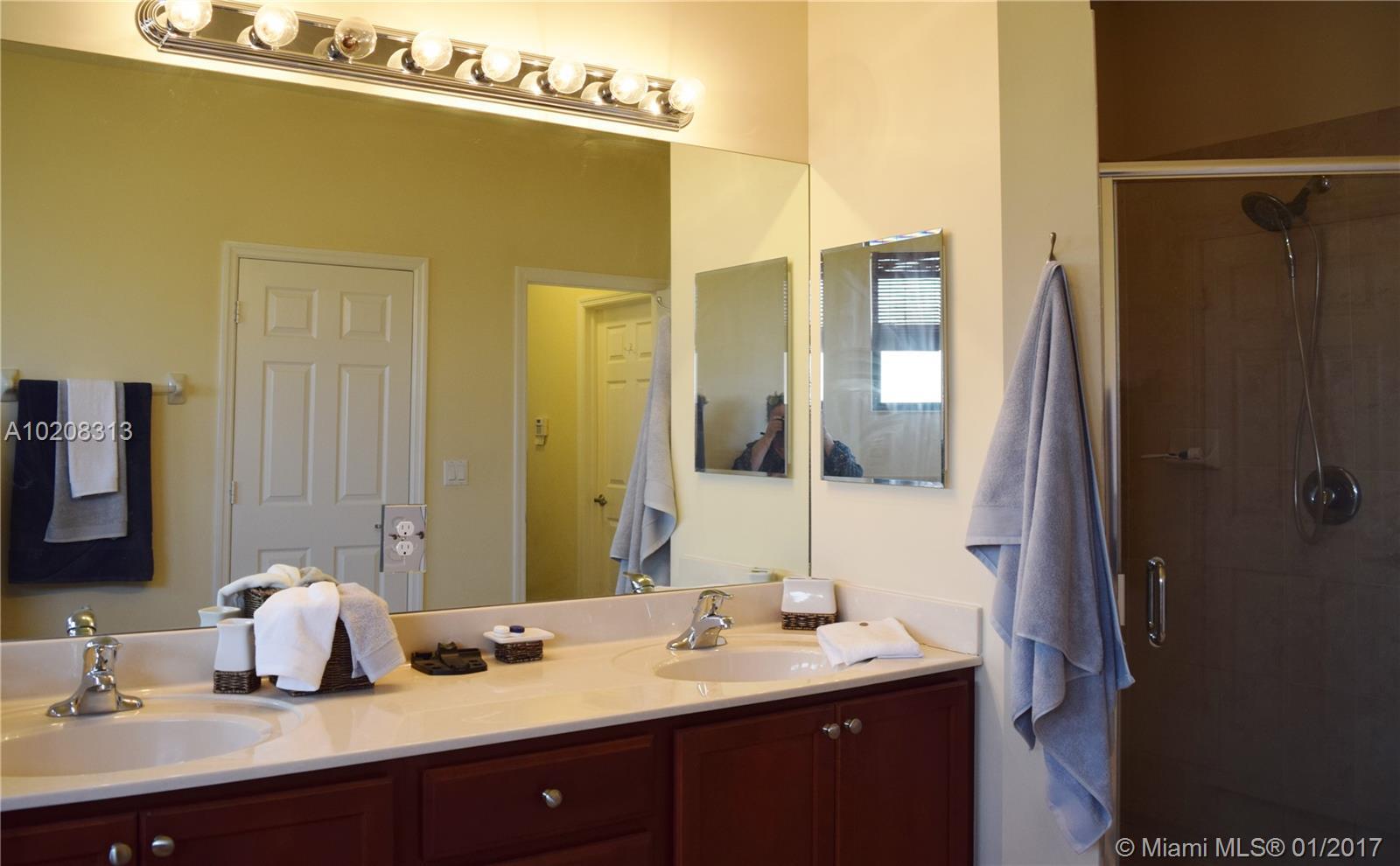 10417 Southwest 231st Terrace Cutler Bay, FL 33190 - Photo 22 of 33