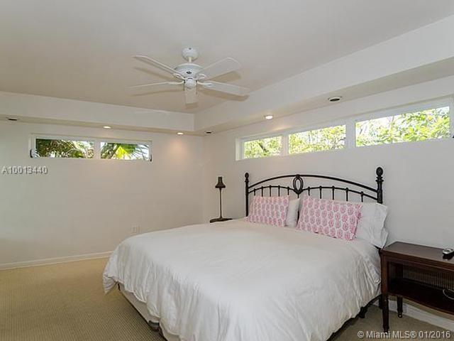 12505 Palm Road North Miami, FL 33181 - Photo 14 of 22 Gallery Image 14