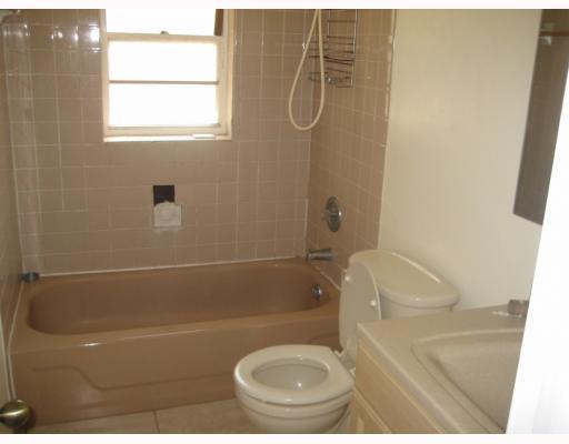 7124 Southwest 135th Court Miami, FL 33183 - Photo 3 of 12