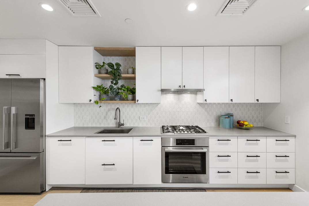 170 Broadway, Unit 1B Brooklyn, NY 11211 - Photo 8 of 17