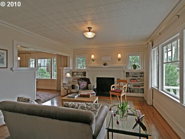 1616 Southwest Laurel Street Portland, OR 97201 - Photo 2 of 16 Gallery Image 2