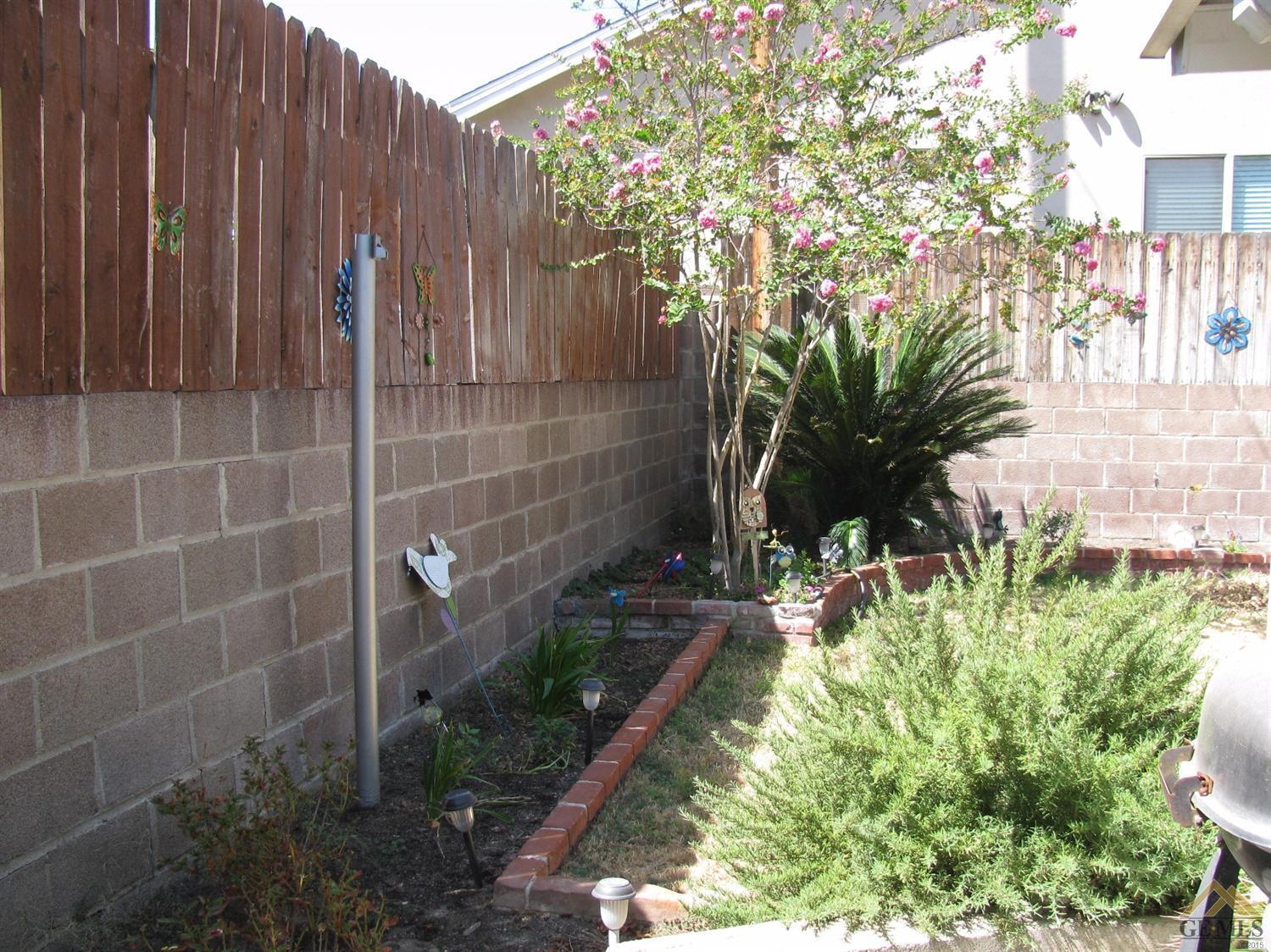 141 Real Road Bakersfield, CA 93309 - Photo 9 of 9 Gallery Image 9