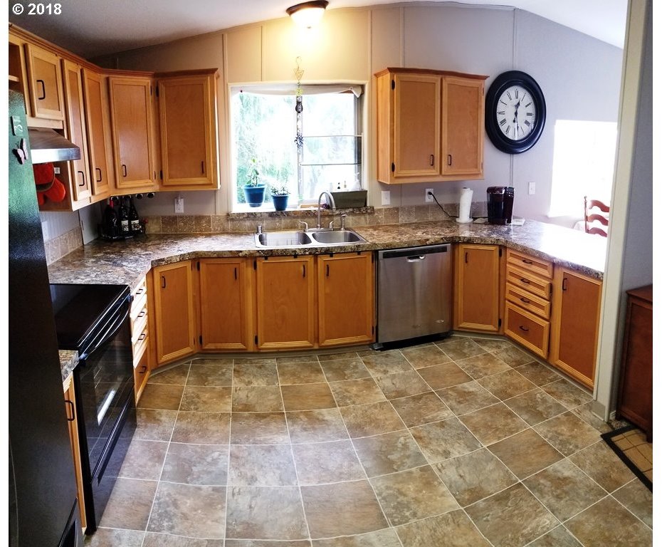 4360 Green Mountain Road Kalama, WA 98625 - Photo 18 of 32 Gallery Image 18