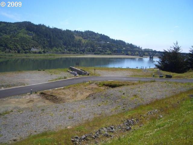 Hume Road, Unit 4 Gold Beach, OR 97444 - Photo 8 of 14 Gallery Image 8