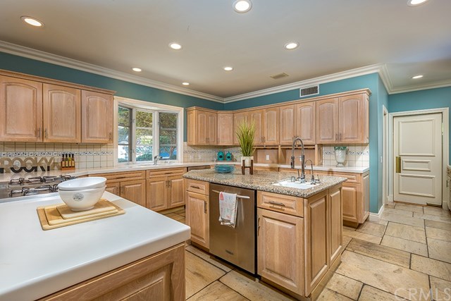 244 Silver Tree Road Glendora, CA 91741 - Photo 12 of 36