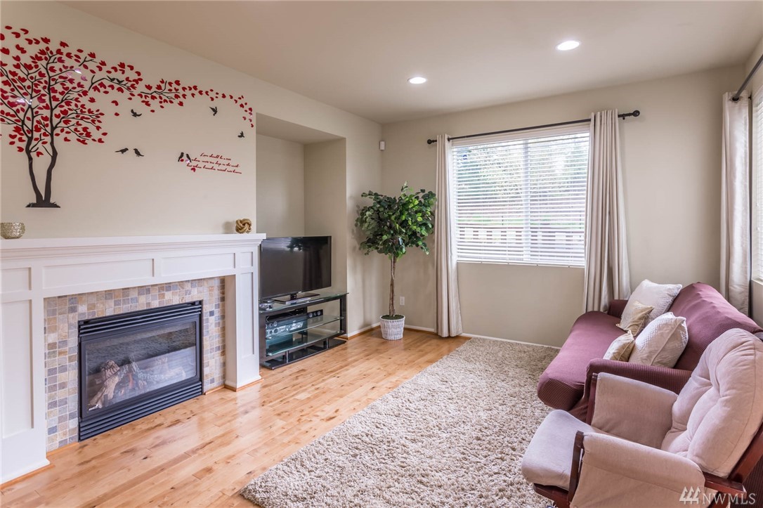 18324 38th Avenue Southeast Bothell, WA 98012 - Photo 7 of 23 Gallery Image 7