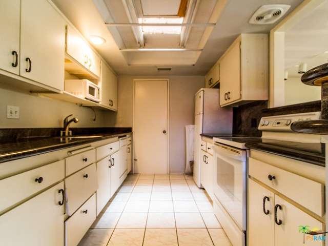 1111 East Ramon Road, Unit 77 Palm Springs, CA 92264 - Photo 8 of 35