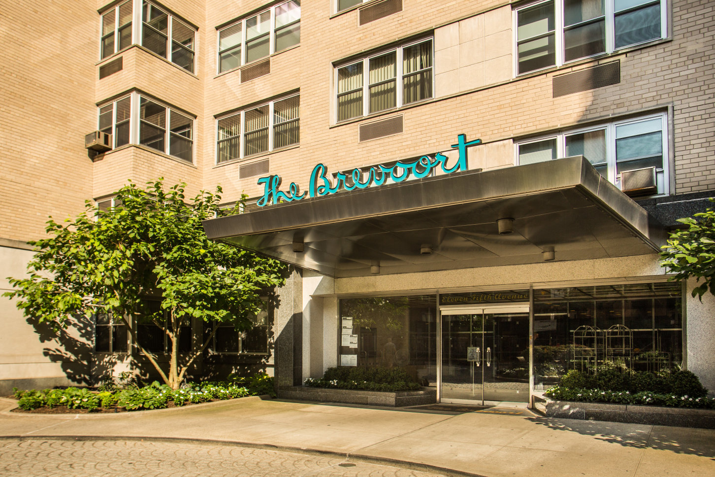 The Brevoort 11 5th Ave, Manhattan, NY 10003 - Photo 9 of 13