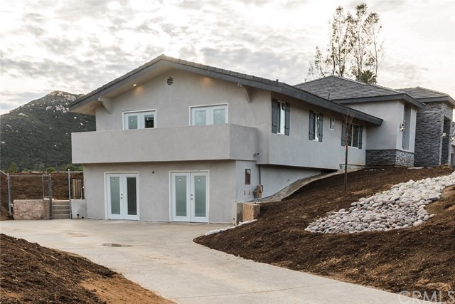 13757 Del Poniente Road Poway, CA 92064 - Photo 36 of 75