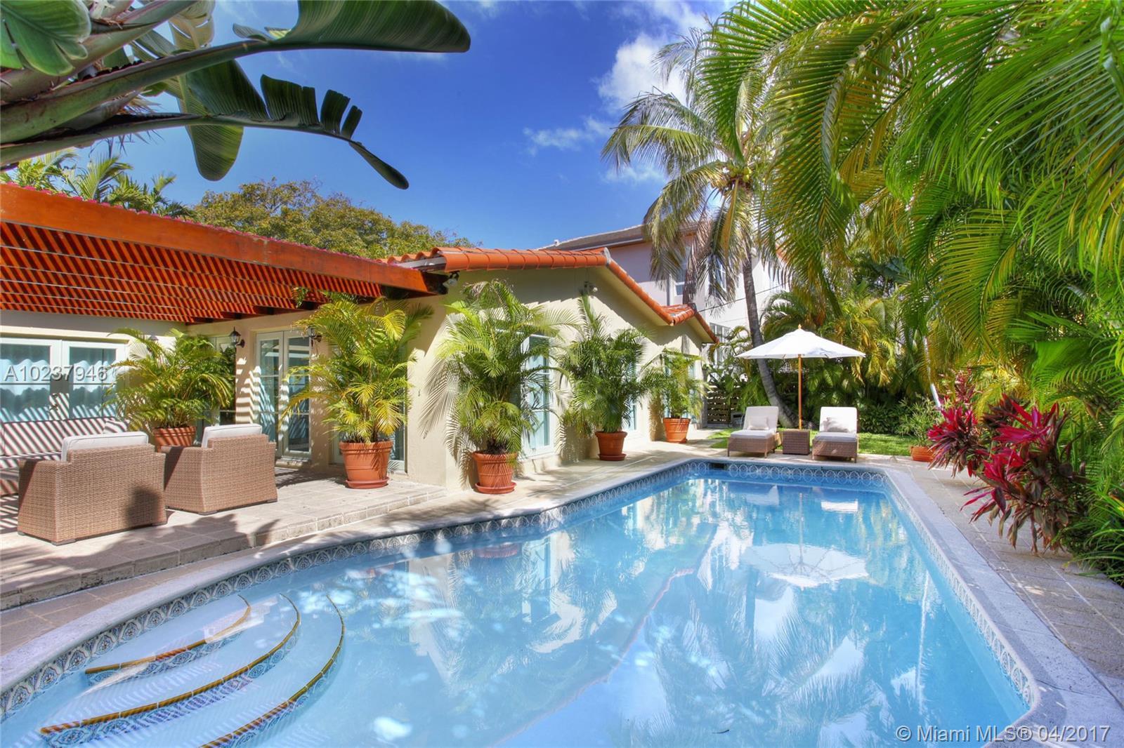 335 Woodcrest Road Key Biscayne, FL 33149 - Photo 2 of 28