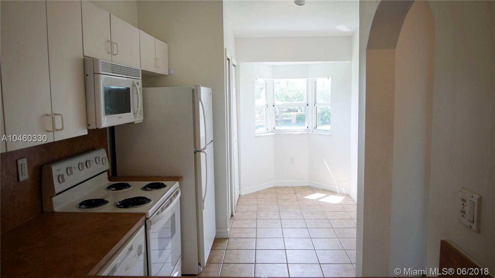 935 Northeast 34th Avenue, Unit 202 Homestead, FL 33033 - Photo 8 of 22
