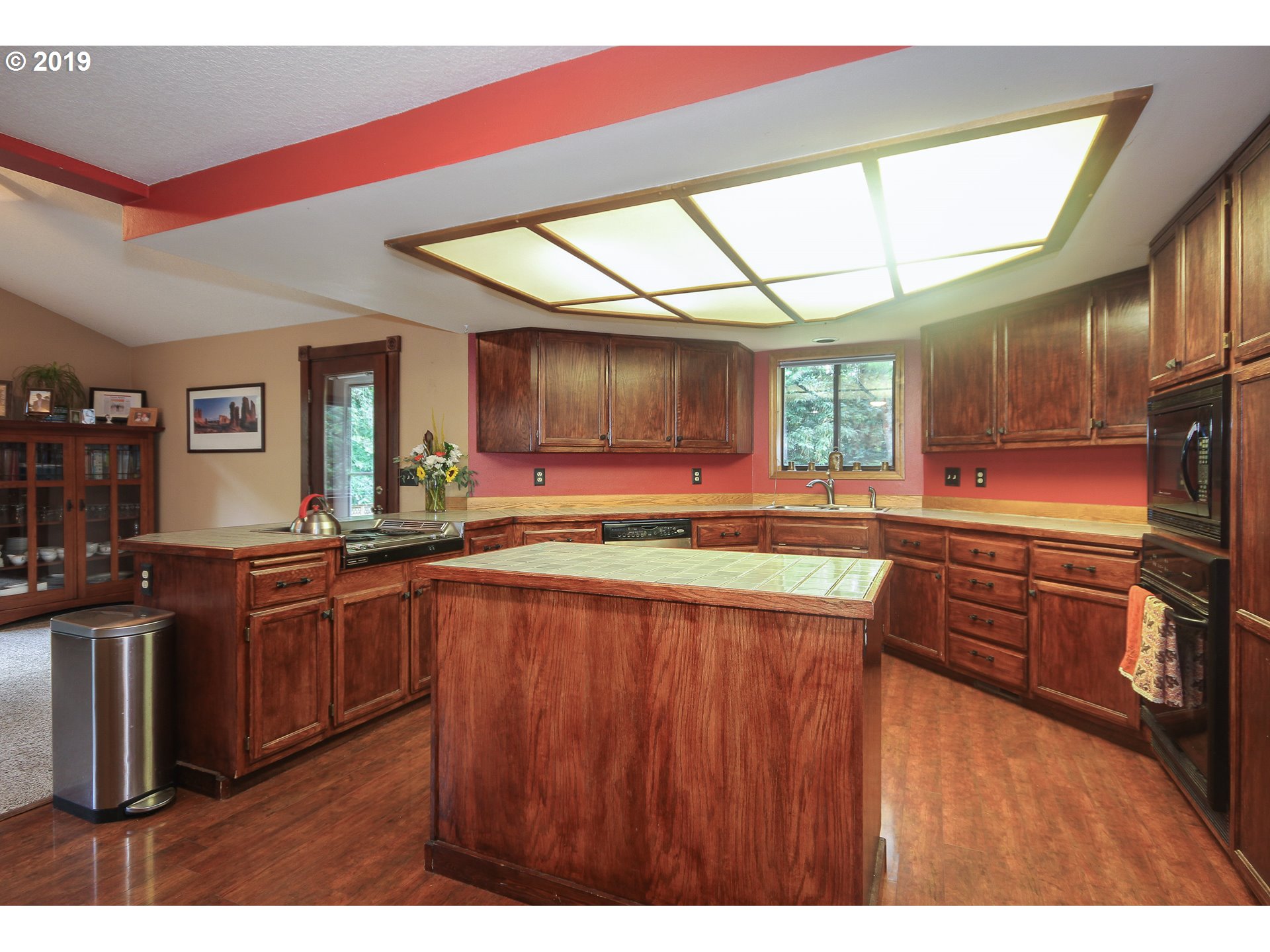 13290 Southwest Genesis Loop Tigard, OR 97223 - Photo 5 of 31 Gallery Image 5