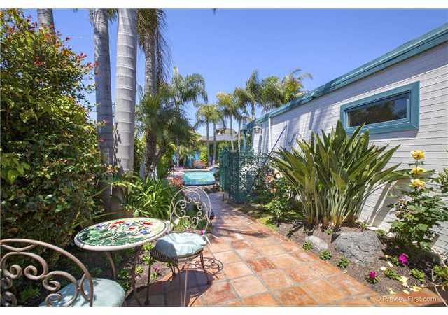 2004 De Mayo Road Del Mar, CA 92014 - Photo 21 of 25