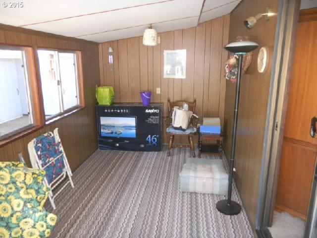514 Evergreen Loop Reedsport, OR 97467 - Photo 15 of 16 Gallery Image 15