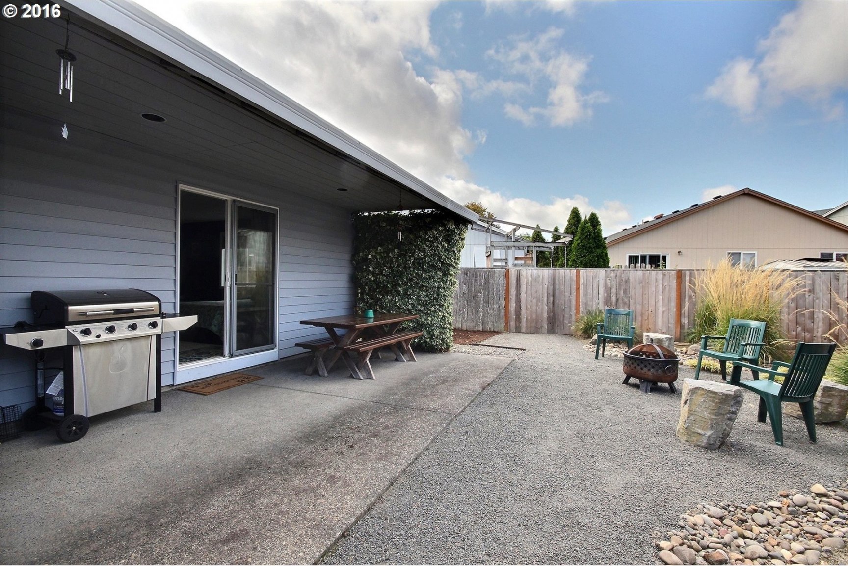 1305 Southwest 216th Place Aloha, OR 97003 - Photo 13 of 16 Gallery Image 13