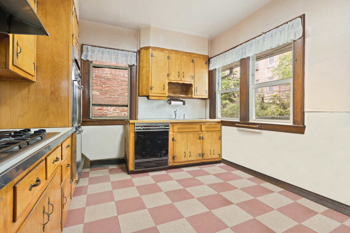 1551 East 17th Street Brooklyn, NY 11230 - Photo 23 of 25