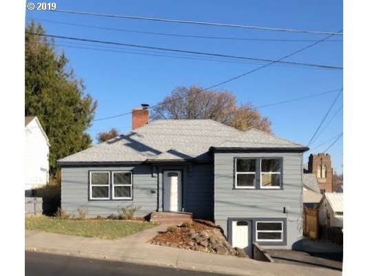 208 Northwest 10th Street Pendleton, OR 97801 - Photo 1 of 20 Gallery Image 1