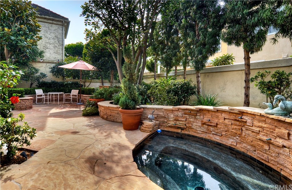 23 Calais Newport Coast, CA 92657 - Photo 14 of 25