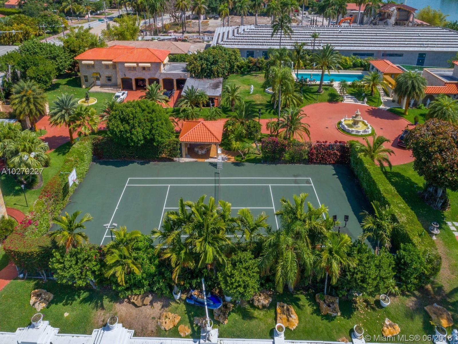 5011 Pine Tree Drive Miami Beach, FL 33140 - Photo 8 of 40