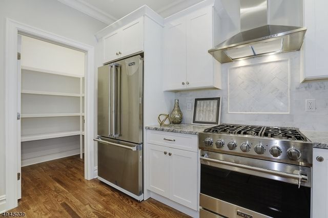 $695,000 | 19 West Main Street, Unit 19A, Mendham, NJ 07945