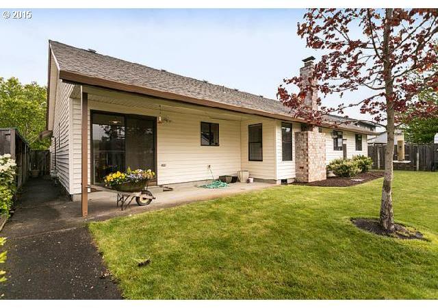 2012 Southwest 2nd Drive Gresham, OR 97080 - Photo 2 of 16 Gallery Image 2